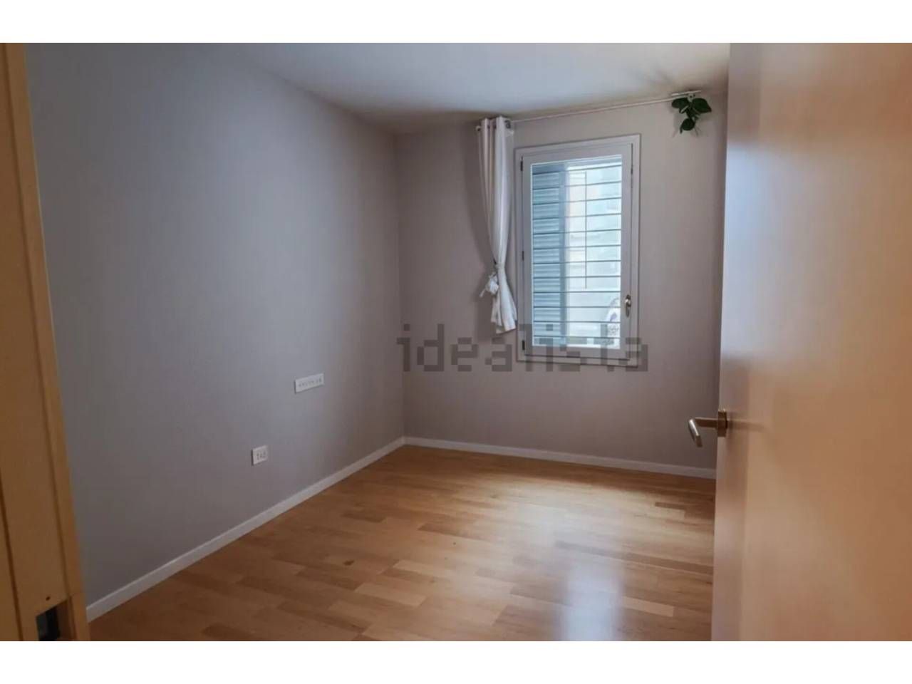 Bedroom of Flat for sale in  Barcelona Capital  with Air Conditioner and Parquet flooring