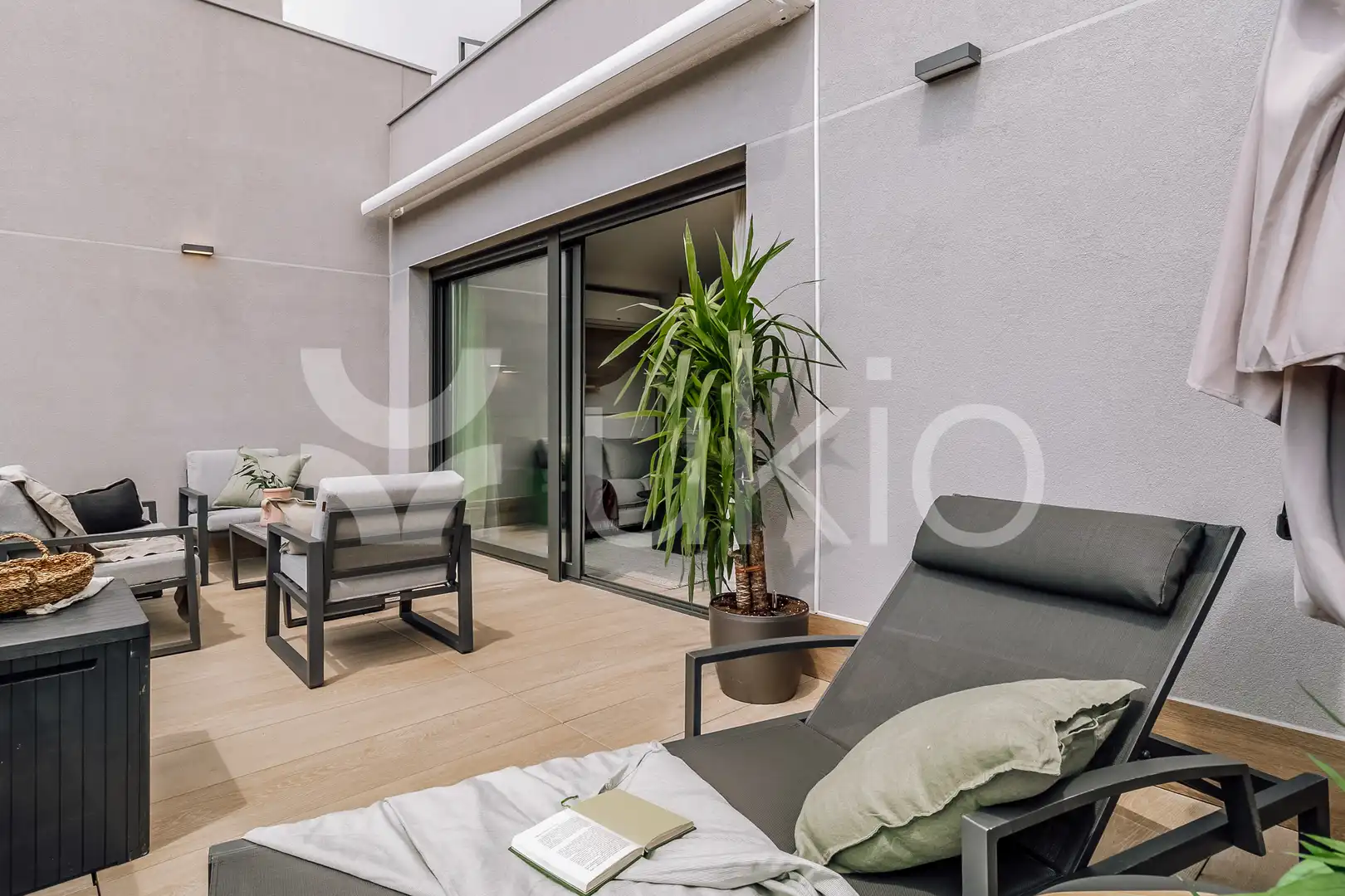 Terrassa de Apartament de lloguer en Madrid amb Aire condicionat, Calefacció i Terrassa