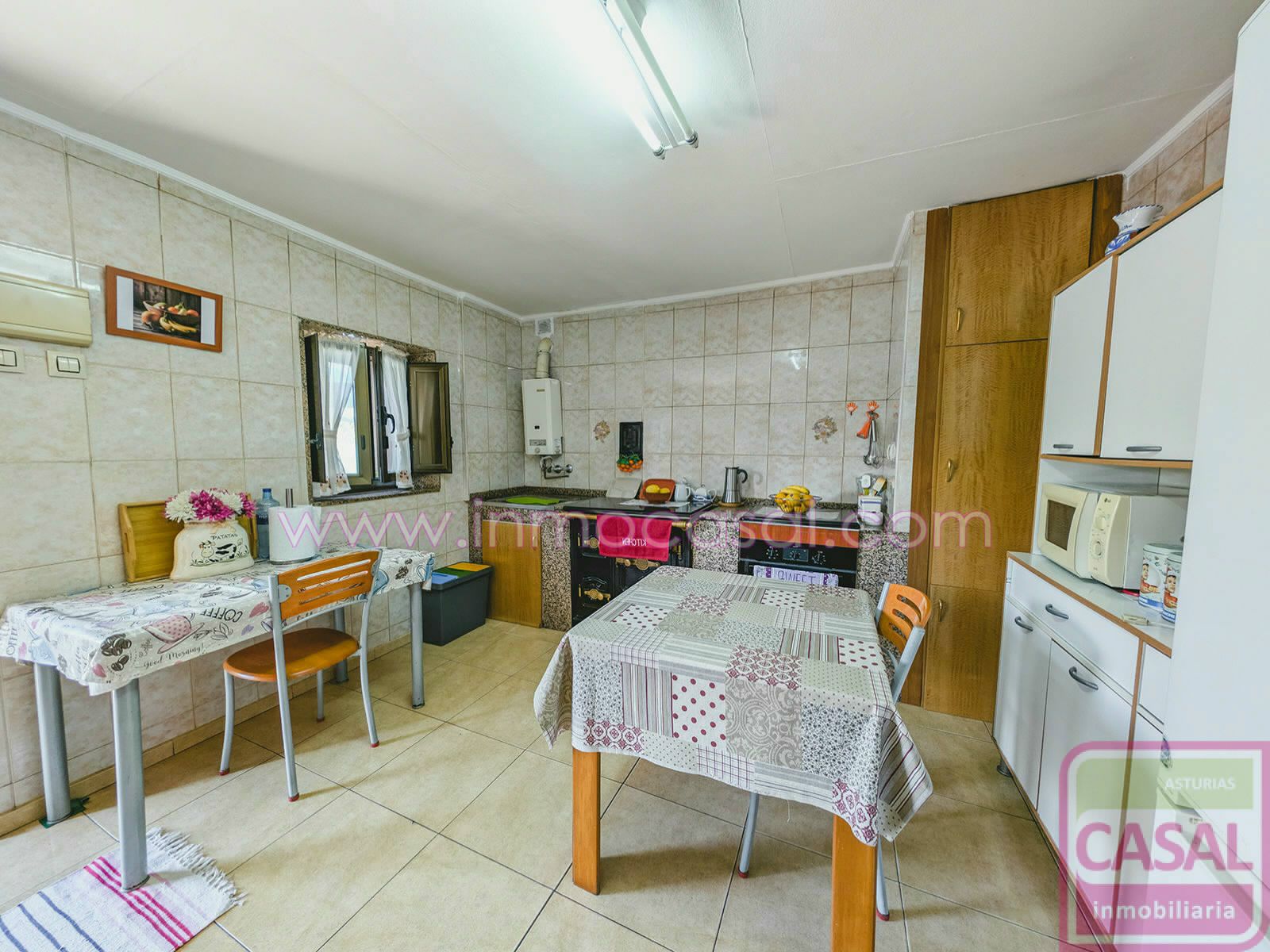 Casa o xalet en venda a BARRIO DE TRIANA, Ciaño - Zona Rural