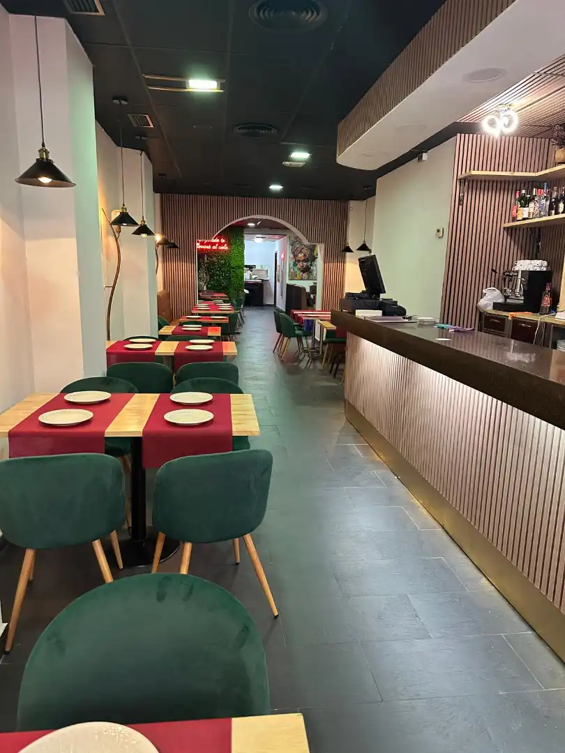 Business premises for transfer in Carrer de Santiago Rusiñol, imagen 22