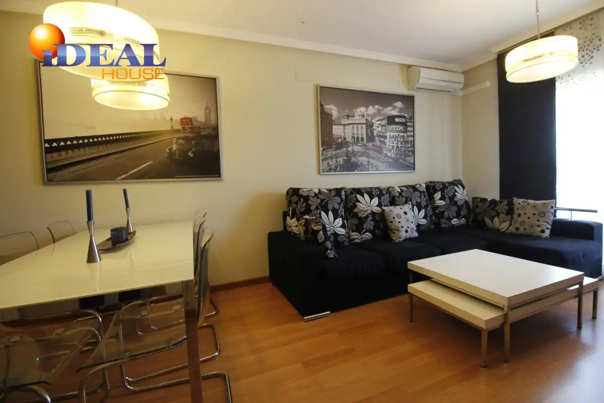 Living room of Flat for rent in Maracena  with Heating, Terrace and Furnished