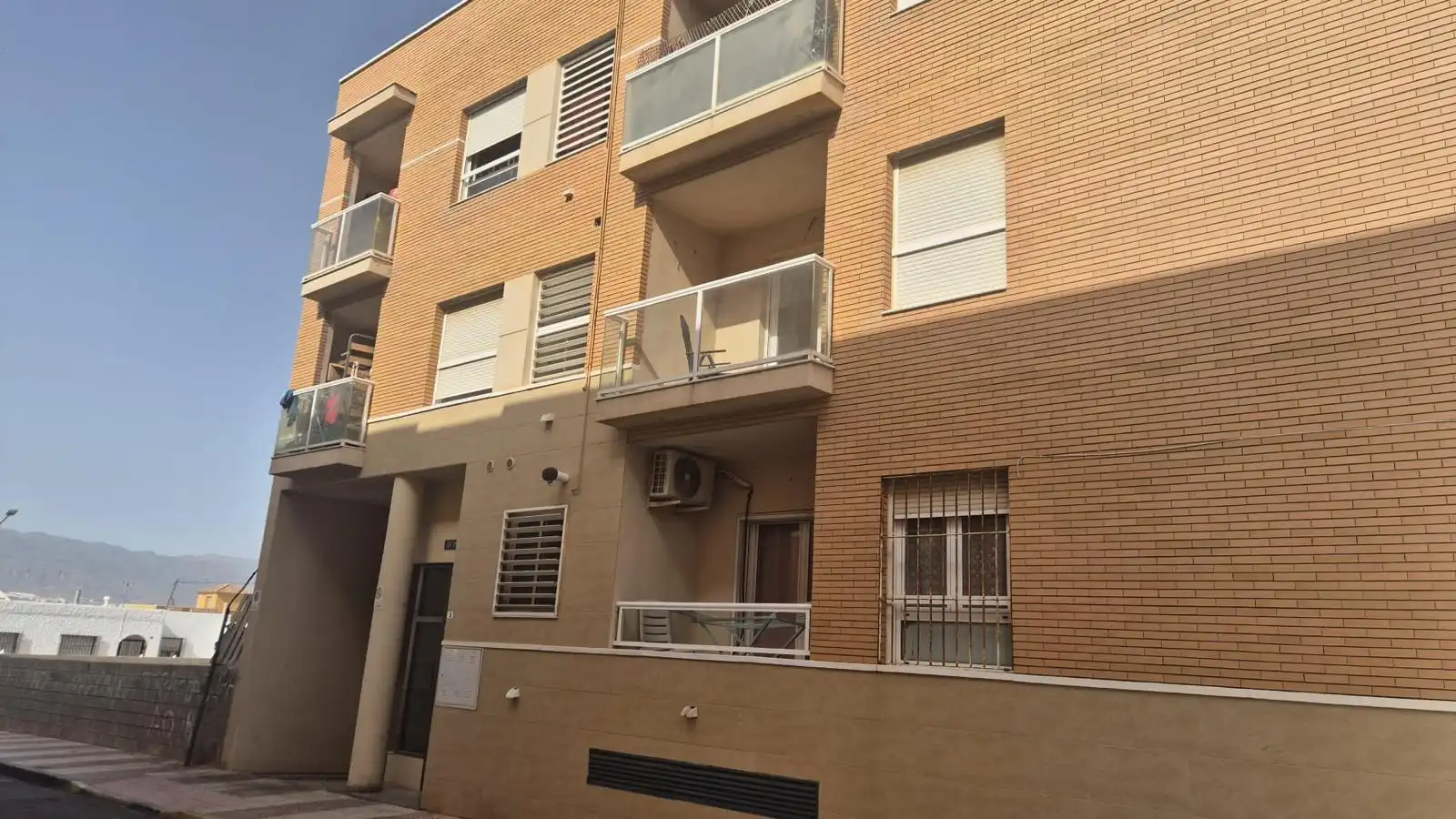 Vista exterior de Apartamento en venta en Roquetas de Mar ciudad