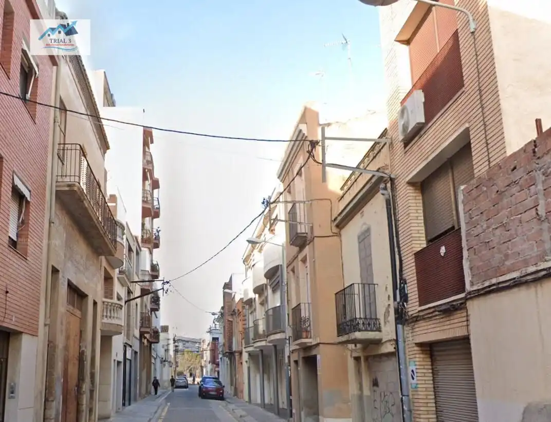 Casa con jardín en venta en Calle STA EULALIA