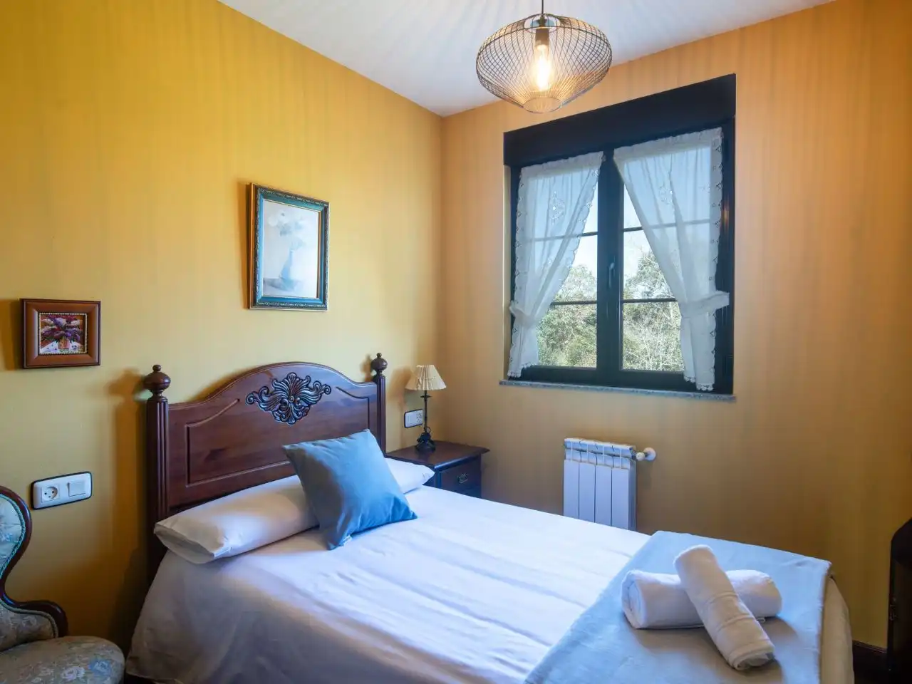 Maison mitoyenne à louer à Поо 285