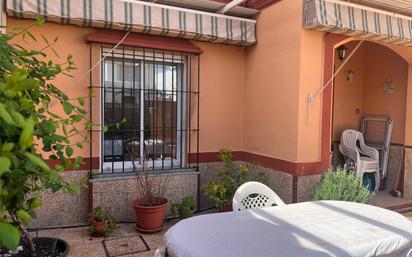Single-family semi-detached for sale in Guillena