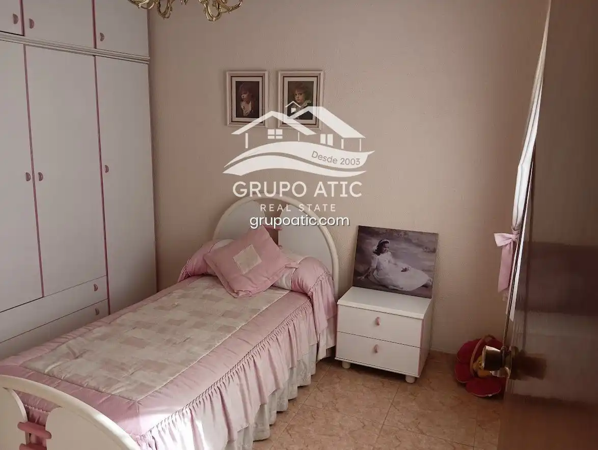 Schlafzimmer von Haus oder Chalet zum Verkauf in Vila-real mit Heizung und Terrasse