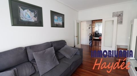 Foto 3 de Piso en venta en Artatza - Pinueta - Pinosolo, Leioa