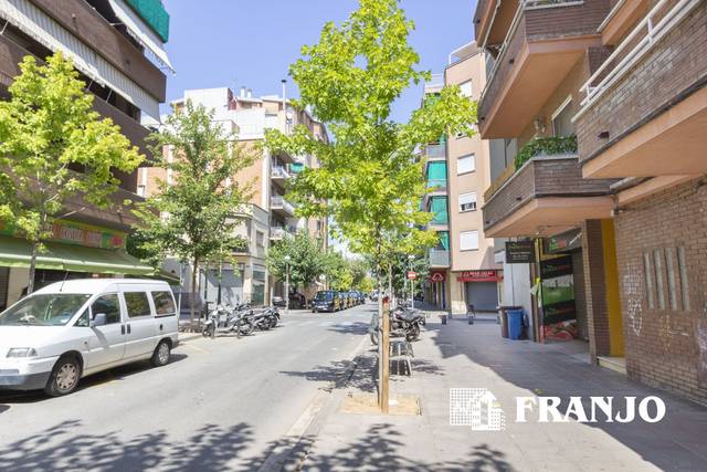 Local comercial en Venta en Centre - Eixample – Can Llobet