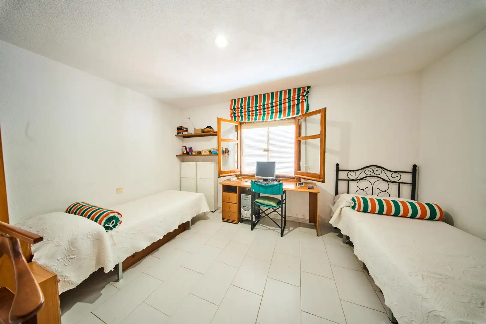 Chalet con piscina en venta en Calle Borgoña 29, imagen 26