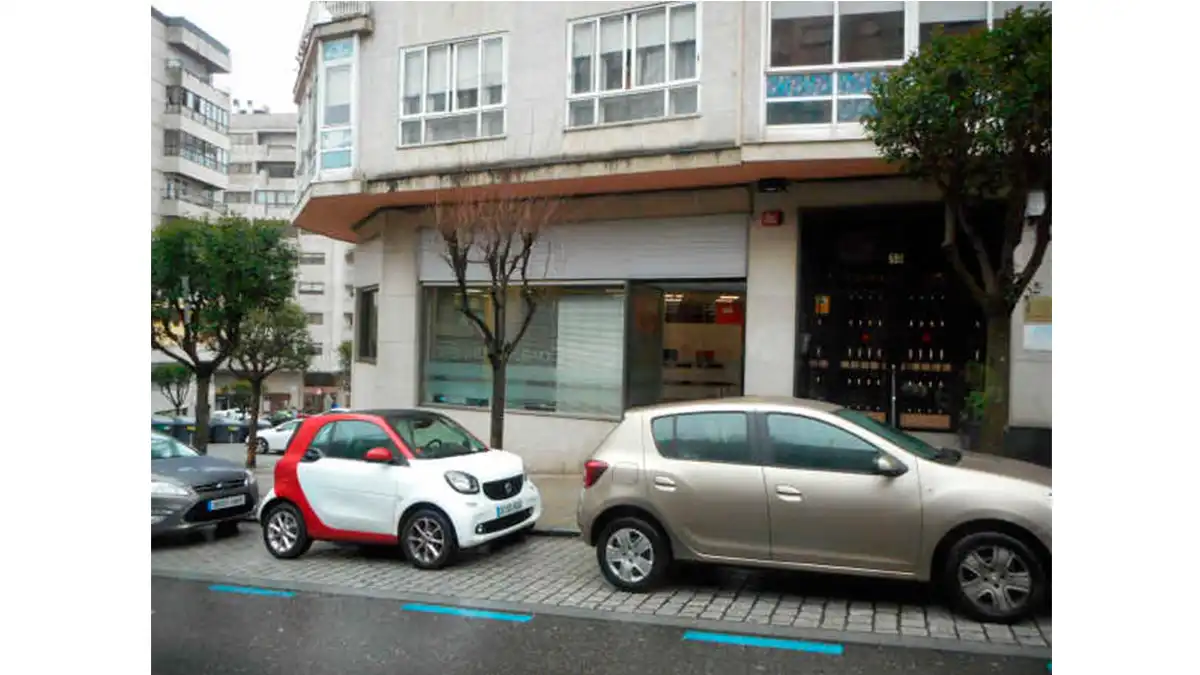 Local en venta en VENEZUELA, 33, Plaza España - Corte Inglés