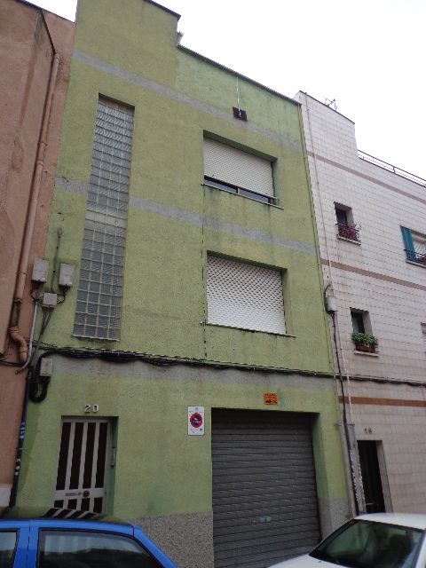 Exterior view of Flat for sale in Badalona