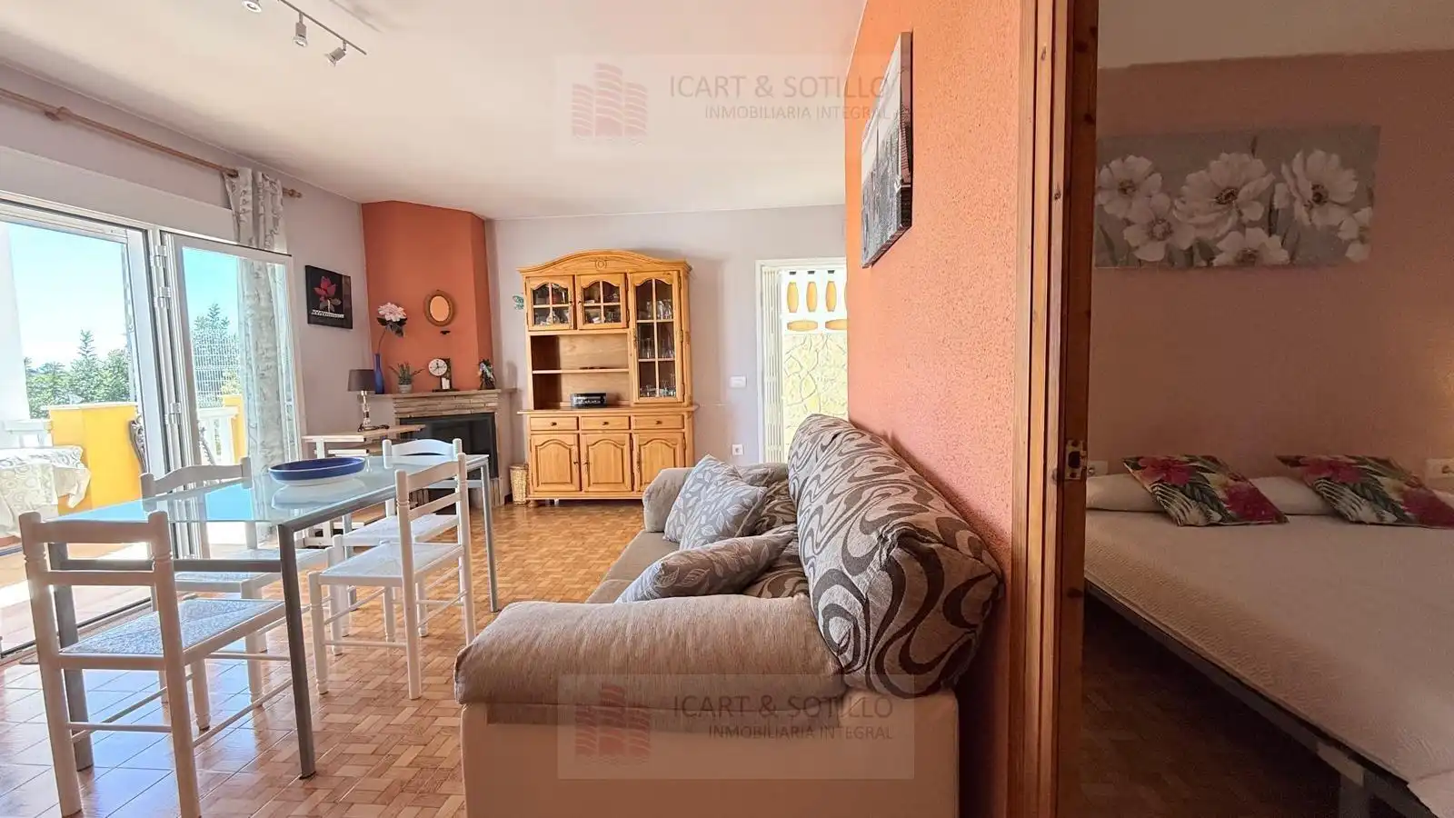 Sala d'estar de Pis en venda en Peñíscola / Peníscola amb Aire condicionat, Calefacció i Jardí privat