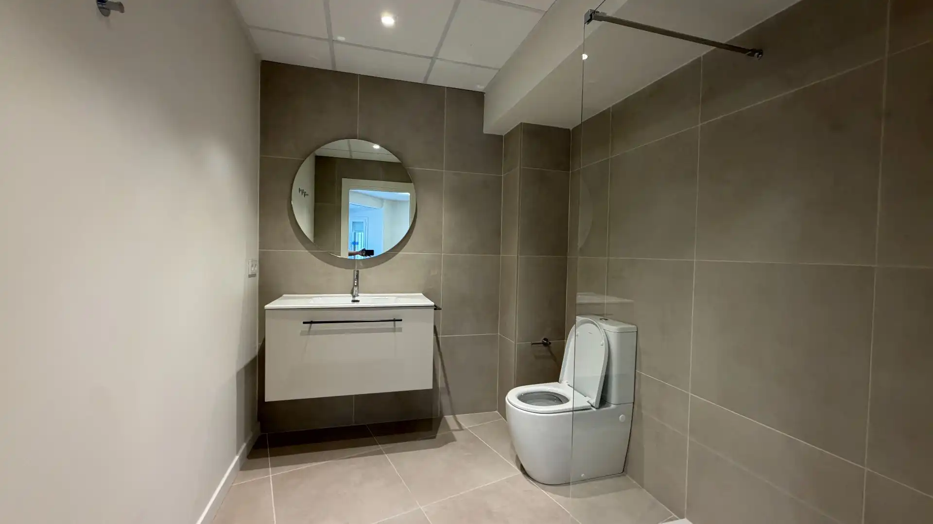 Bathroom of Flat for rent in Tortosa  with Air Conditioner, Heating and Furnished