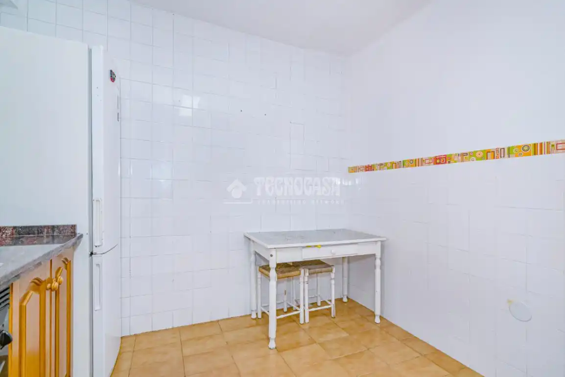 Cocina de Piso en venta en Granada con Aire acondicionado y Balcón