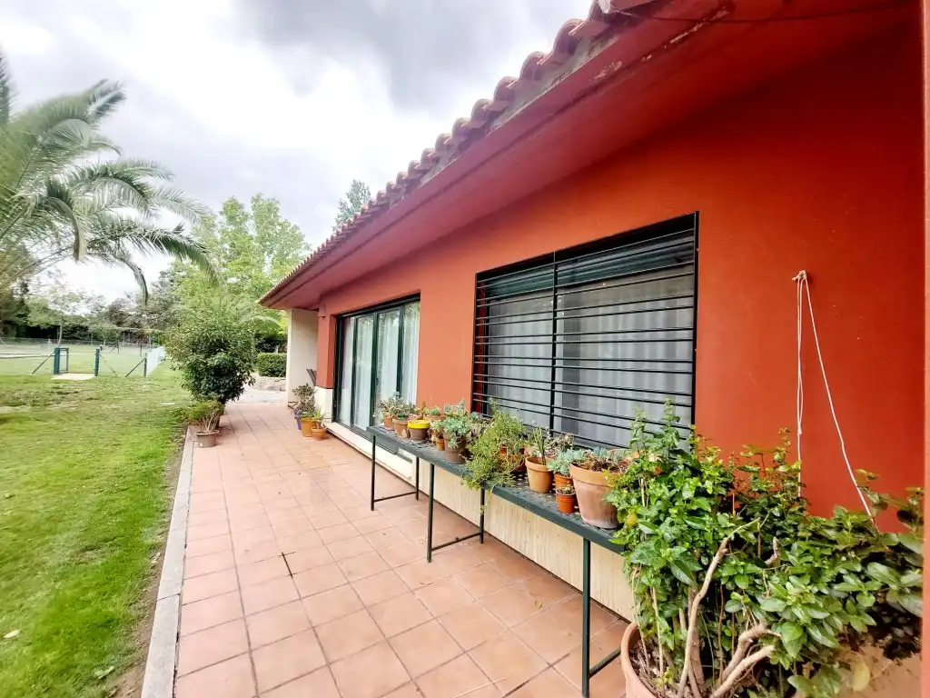 Vista exterior de Casa o xalet en venda en Badajoz
