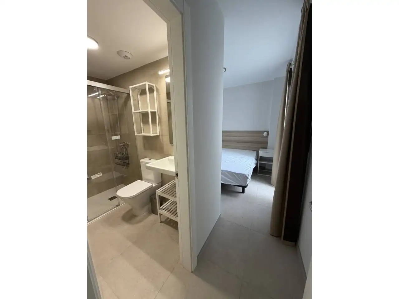Habitación de Piso de alquiler en Las Palmas de Gran Canaria con Trastero, Amueblado y Alarma