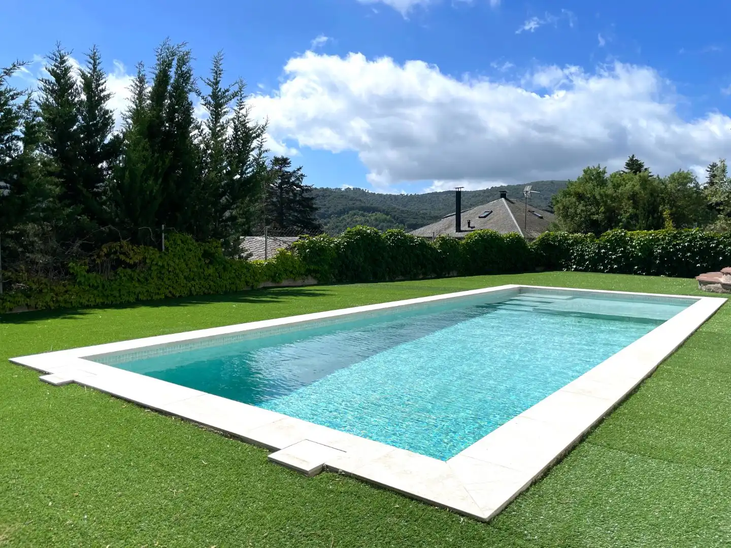 Casa amb piscina en venda a Tres pins 15, imagen 3