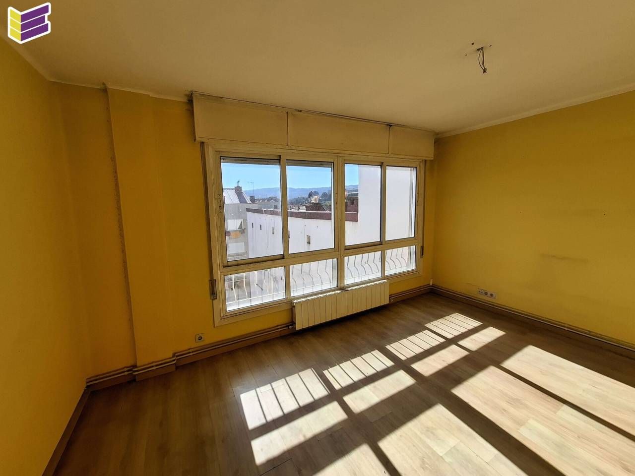 Habitación de Piso en venta en Vigo  con Calefacción