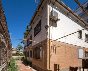 Exterior view of House or chalet for sale in  Granada Capital  with Terrace and Balcony