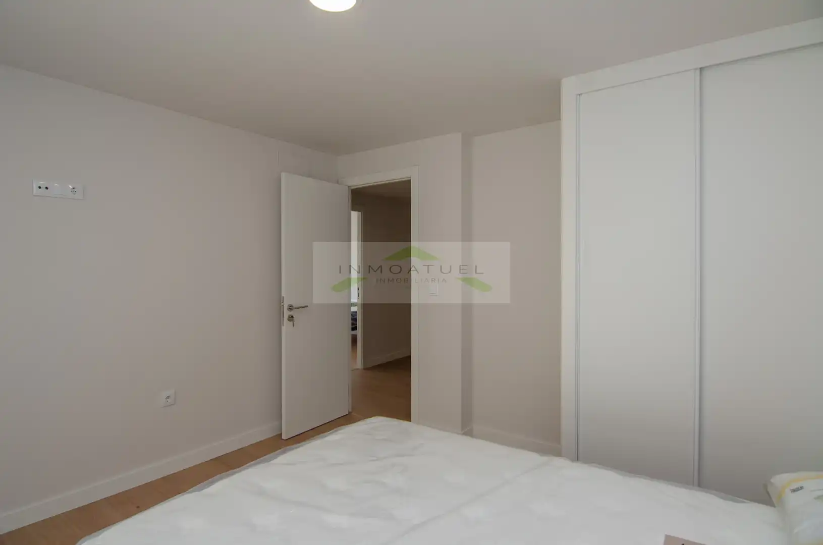 Habitación de Piso de alquiler en A Coruña Capital  con Calefacción, Amueblado y Horno