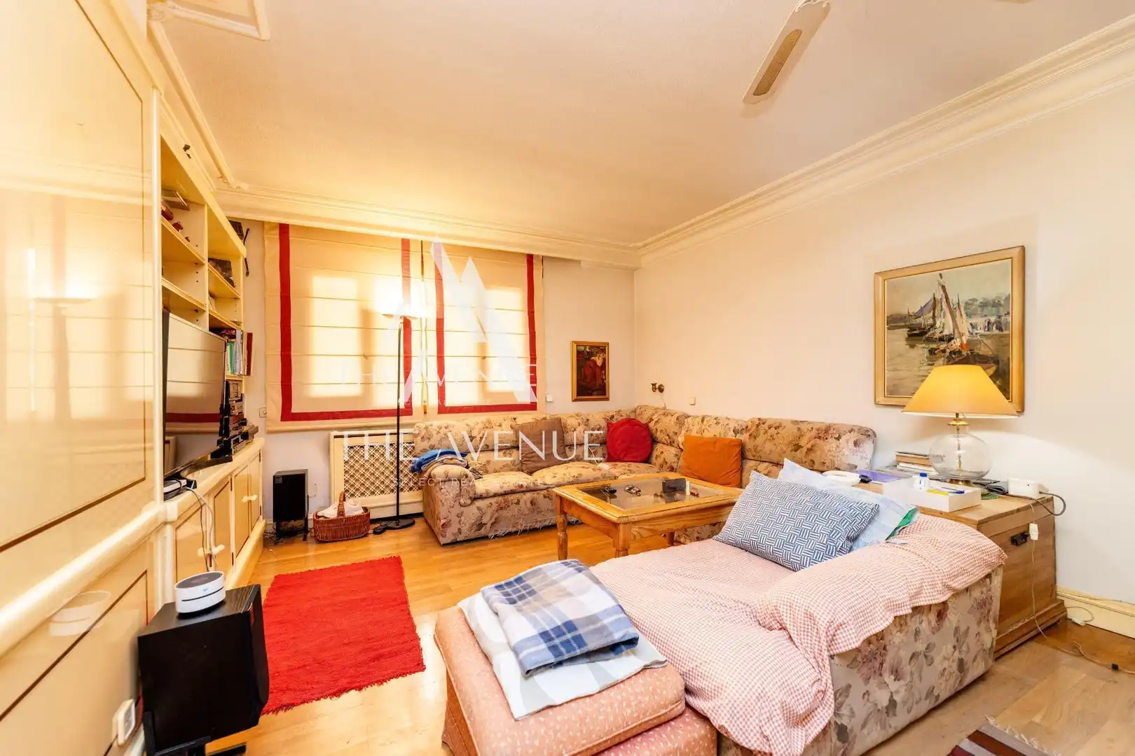 Sala d'estar de Casa o xalet en venda en Villanueva de la Cañada amb Aire condicionat, Calefacció i Jardí privat