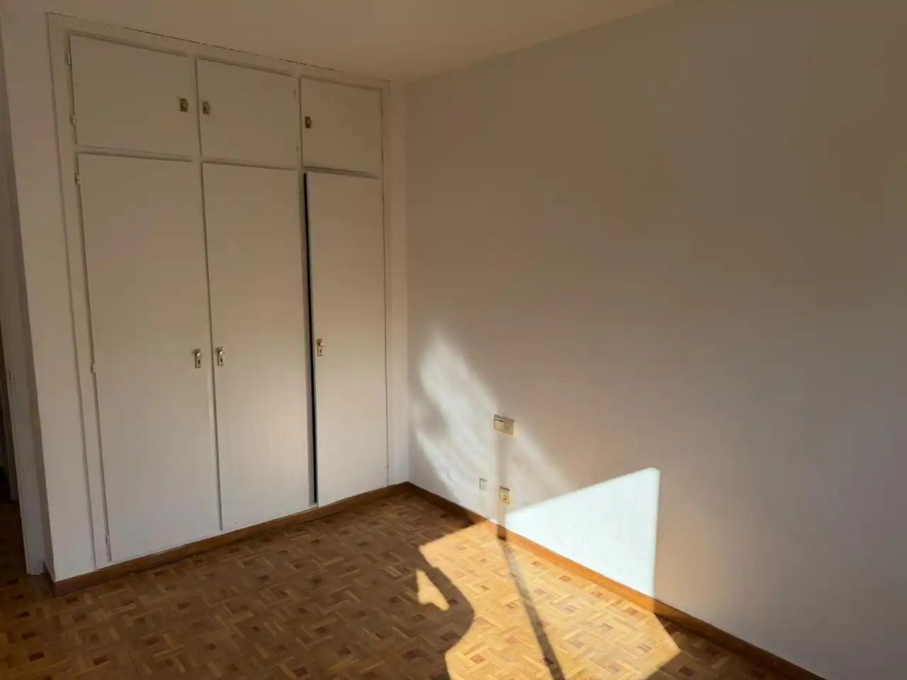 Schlafzimmer von Wohnung zur Miete in Ciudad Lineal