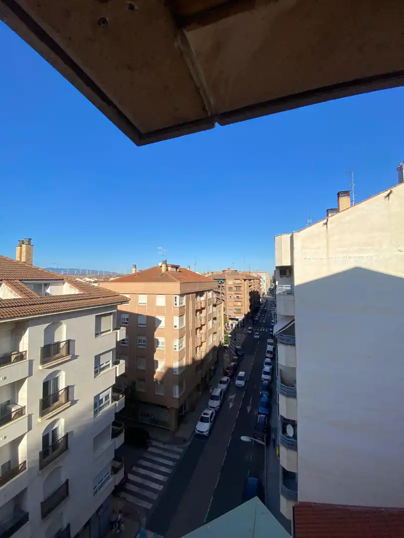 Außenansicht von Maisonette zum Verkauf in Calahorra mit Klimaanlage, Heizung und Parkett