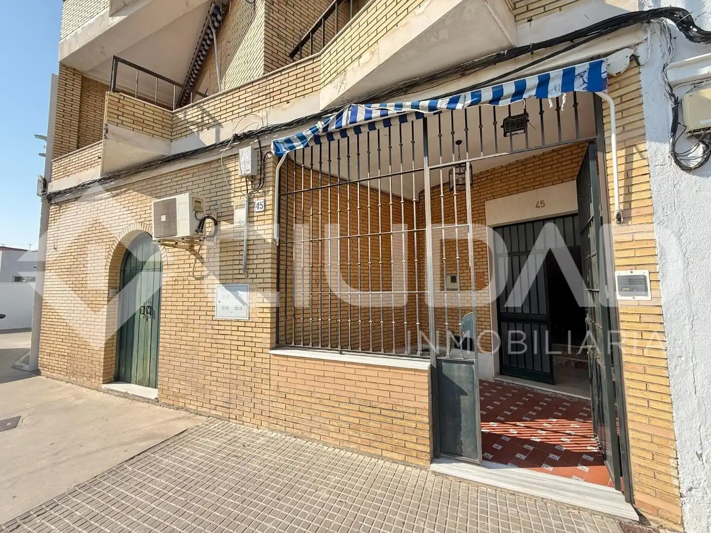Vista exterior de Casa o xalet en venda en Lebrija