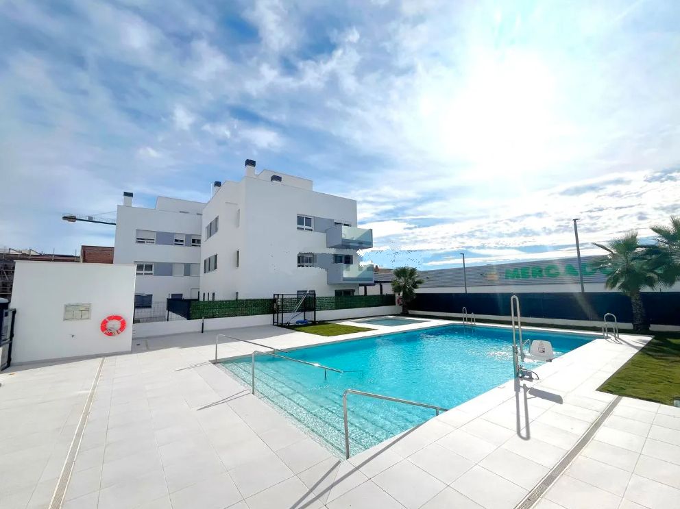 Piscina de Pis de lloguer en Málaga Capital amb Aire condicionat, Moblat i Rentadora