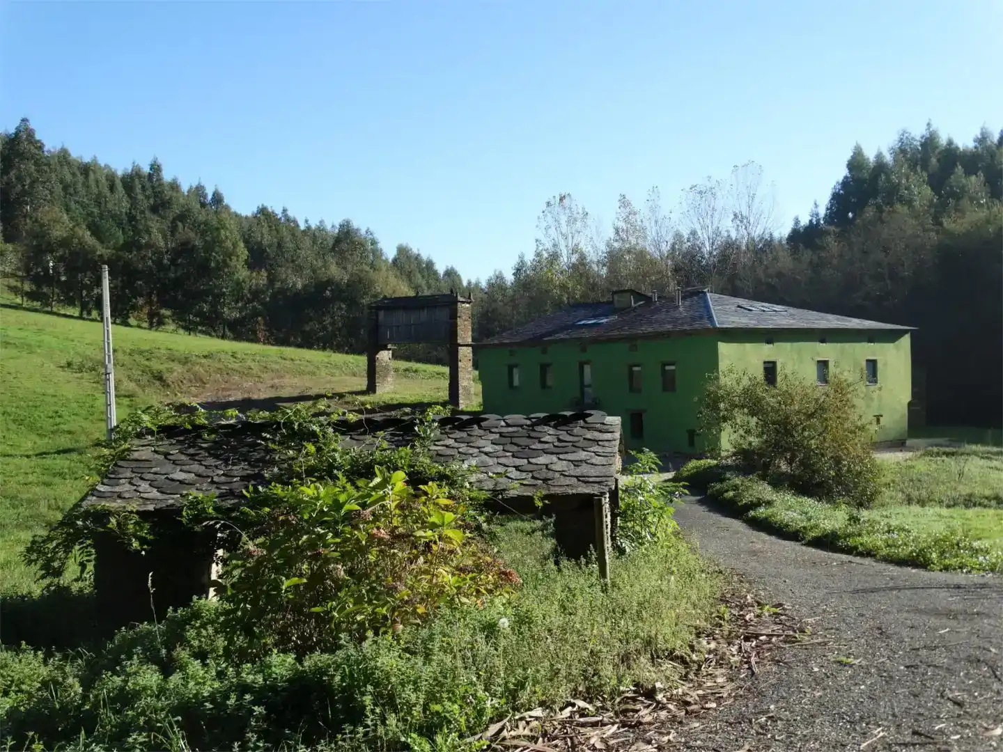 Exterior view of Houses for rent in Trabada  with Private garden, Parquet flooring and Storage room