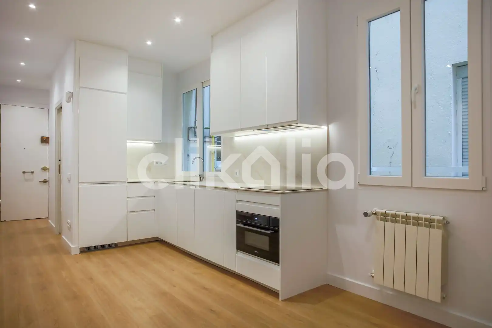 Kitchen of Flat for sale in  Madrid Capital  with Air Conditioner and Heating