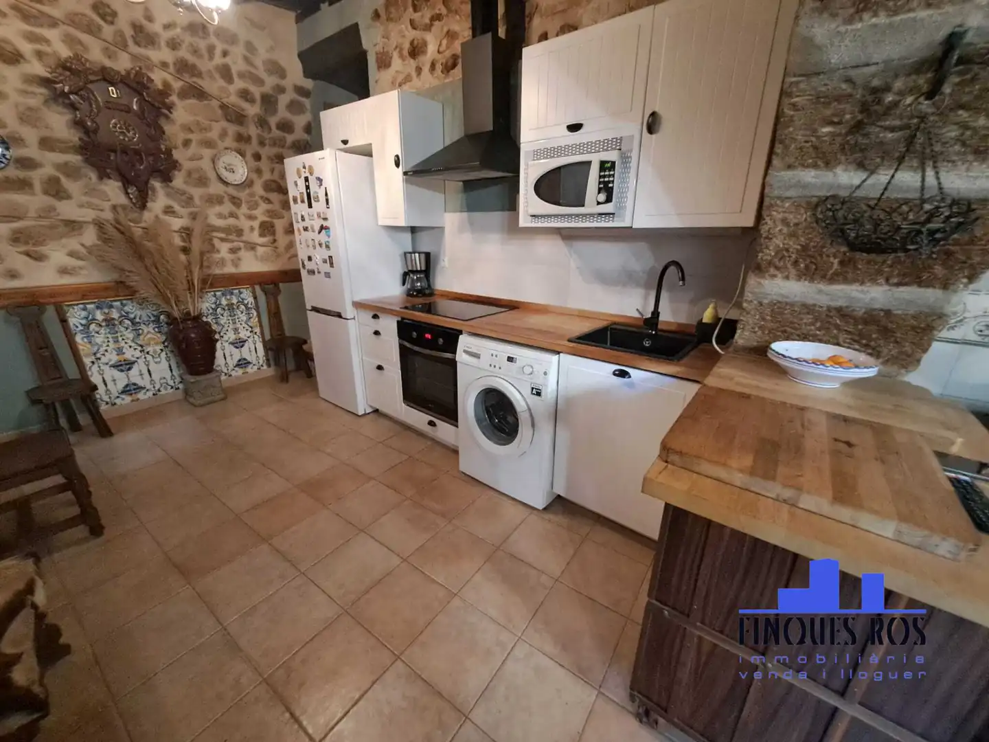 Cuina de Casa o xalet en venda en Sant Mateu amb Calefacció, Terrassa i Traster