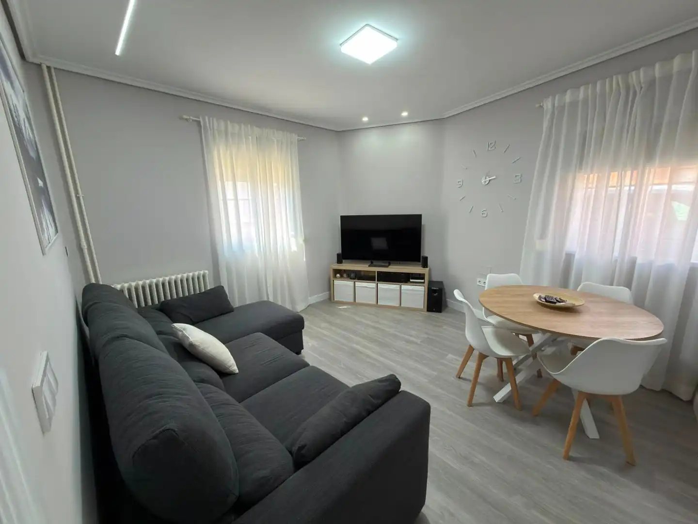 Living room of Houses for rent in Palencia  with Heating, Terrace and Storage room