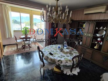 Piso con ascensor en venta en Centre