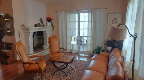 CASA EN VENTA DE 6 DORMITORIOS, 4 BAÑOS, JARDÍN Y GARAJE EN URB. LAS VILLAS, MORALES DEL VINO., imatge 2