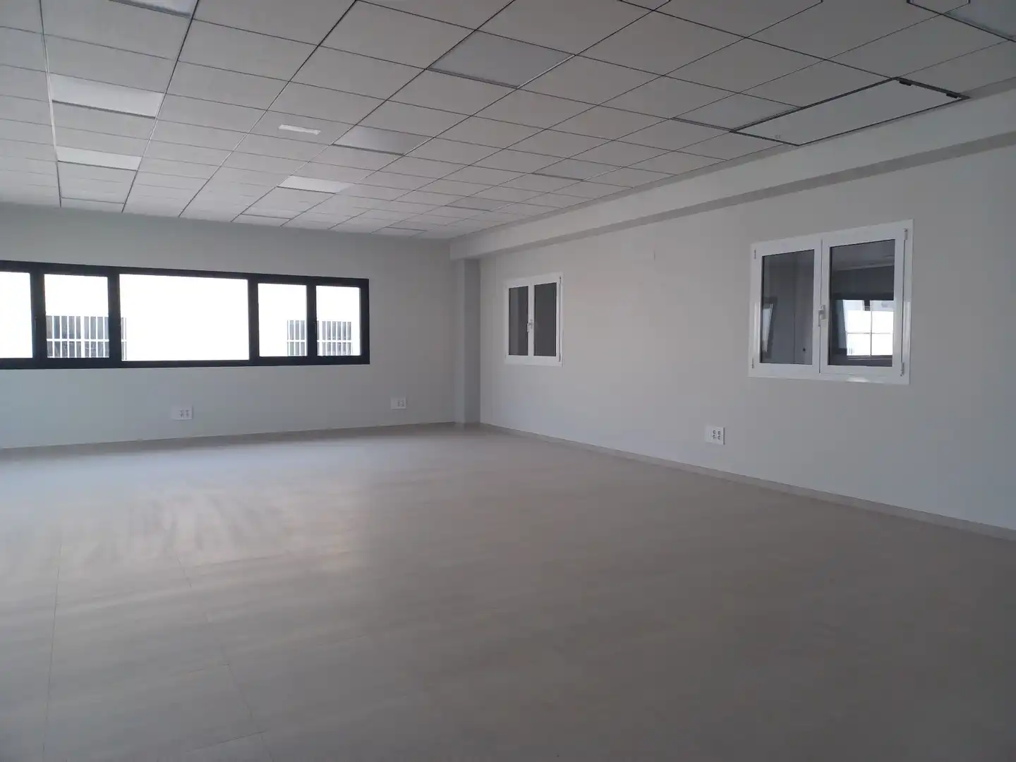 Fabrikhallen zur Miete in Ontinyent