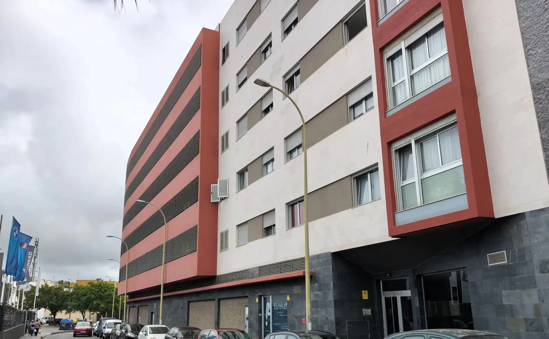Vista exterior de Pis en venda en Las Palmas de Gran Canaria amb Terrassa, Traster i Piscina comunitària