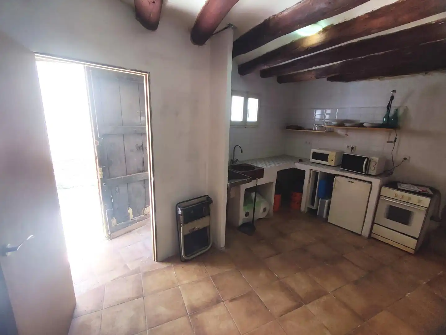 Cuina de Finca rústica en venda en Graus amb Aire condicionat i Balcó