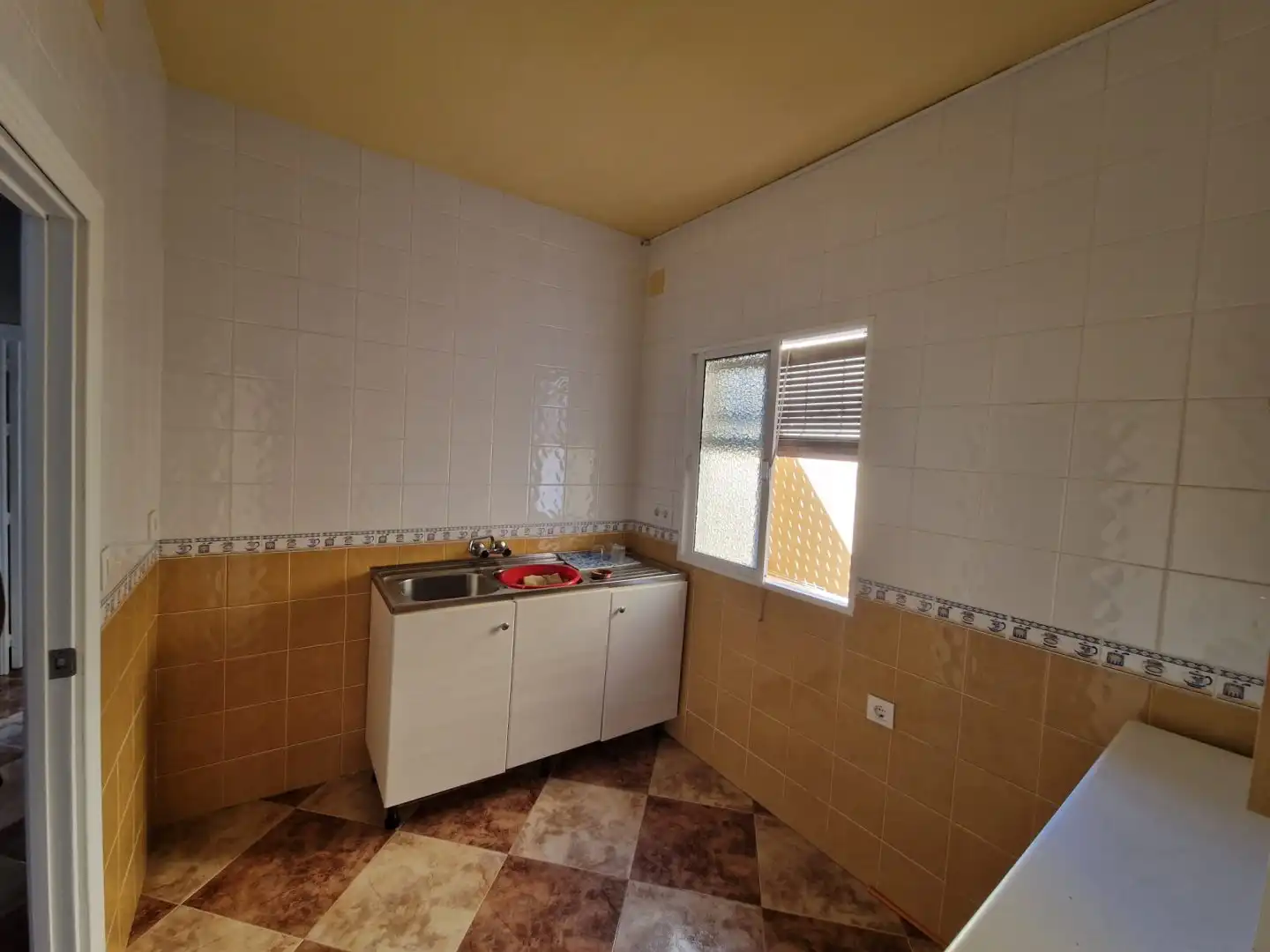 Cocina de Piso en venta en Lora del Río con Aire acondicionado, Calefacción y Amueblado