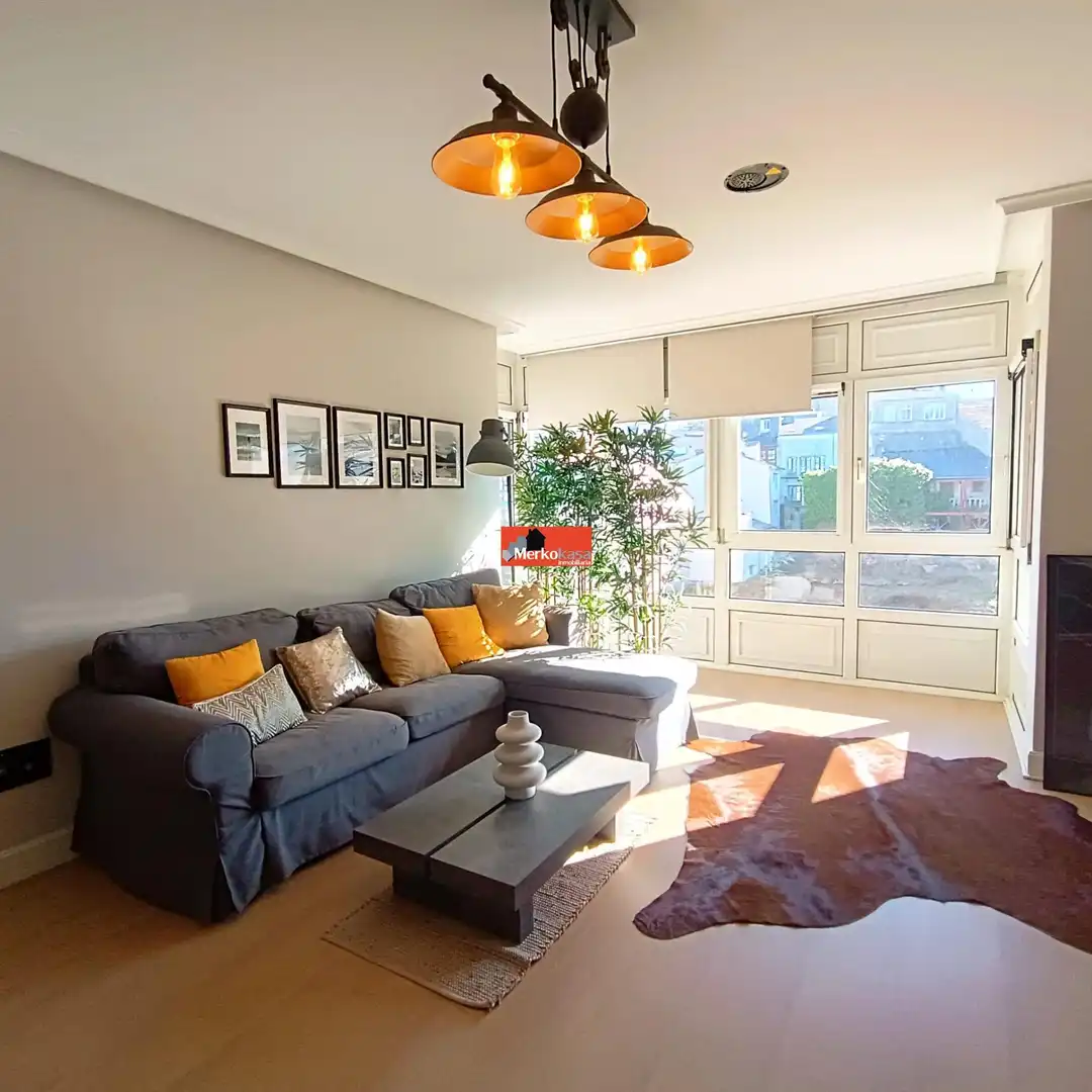 Sala de estar de Dúplex de alquiler en Lugo con Calefacción, Terraza y Trastero