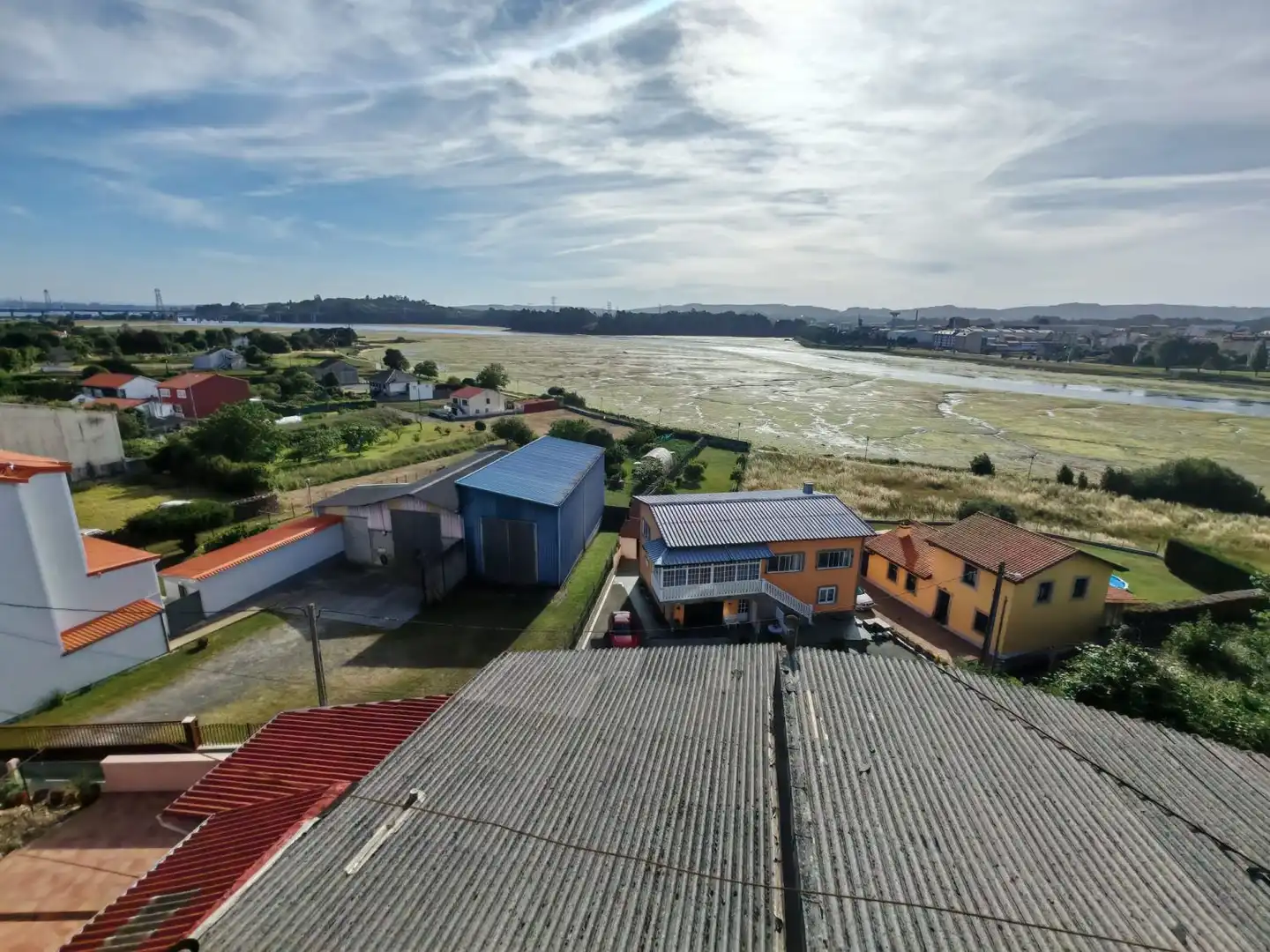 Vista exterior de Piso en venta en Neda con Trastero