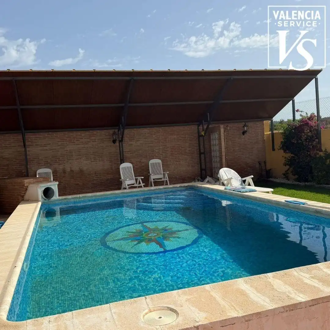 Piscina de Casa o chalet en venta en Náquera