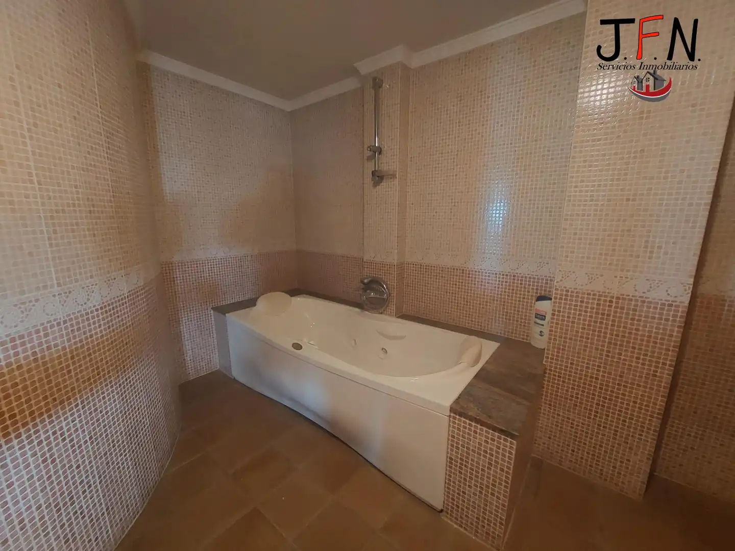 Bathroom of Attic for sale in Fabelo