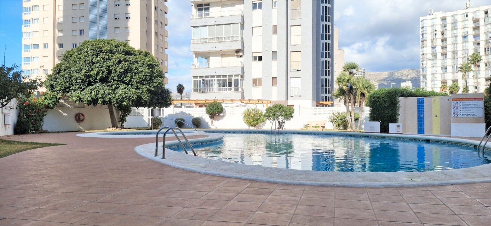 Swimming pool of Apartment for sale in Calpe / Calp  with Air Conditioner, Terrace and Swimming Pool