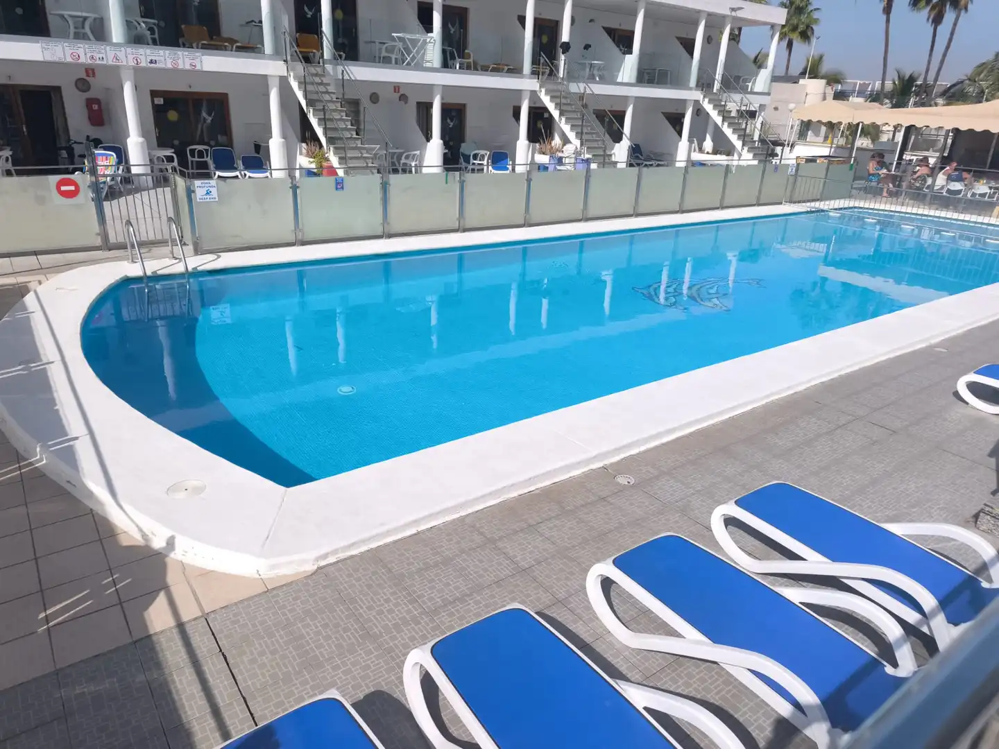 Schwimmbecken von Gebäude zum Verkauf in Mogán mit Alarm und Gemeinschaftspool