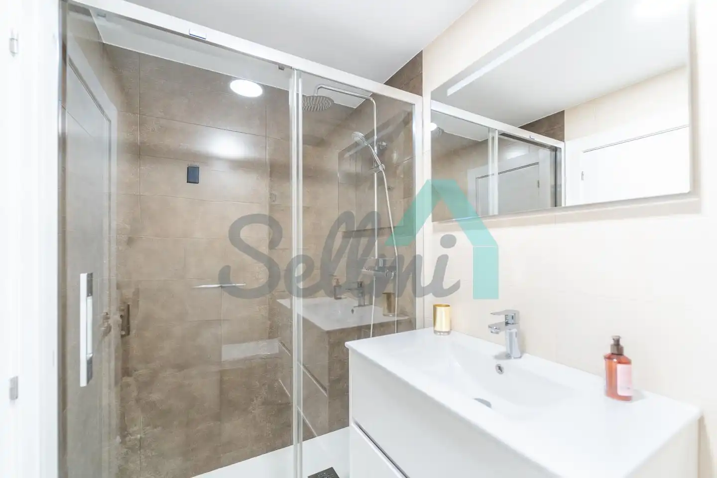 Flat for rent in Travesía del Convento, Barrio del Centro