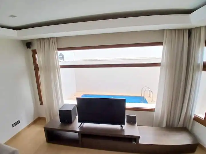 Sala de estar de Casa o chalet de alquiler en Casabermeja con Aire acondicionado, Jardín privado y Piscina