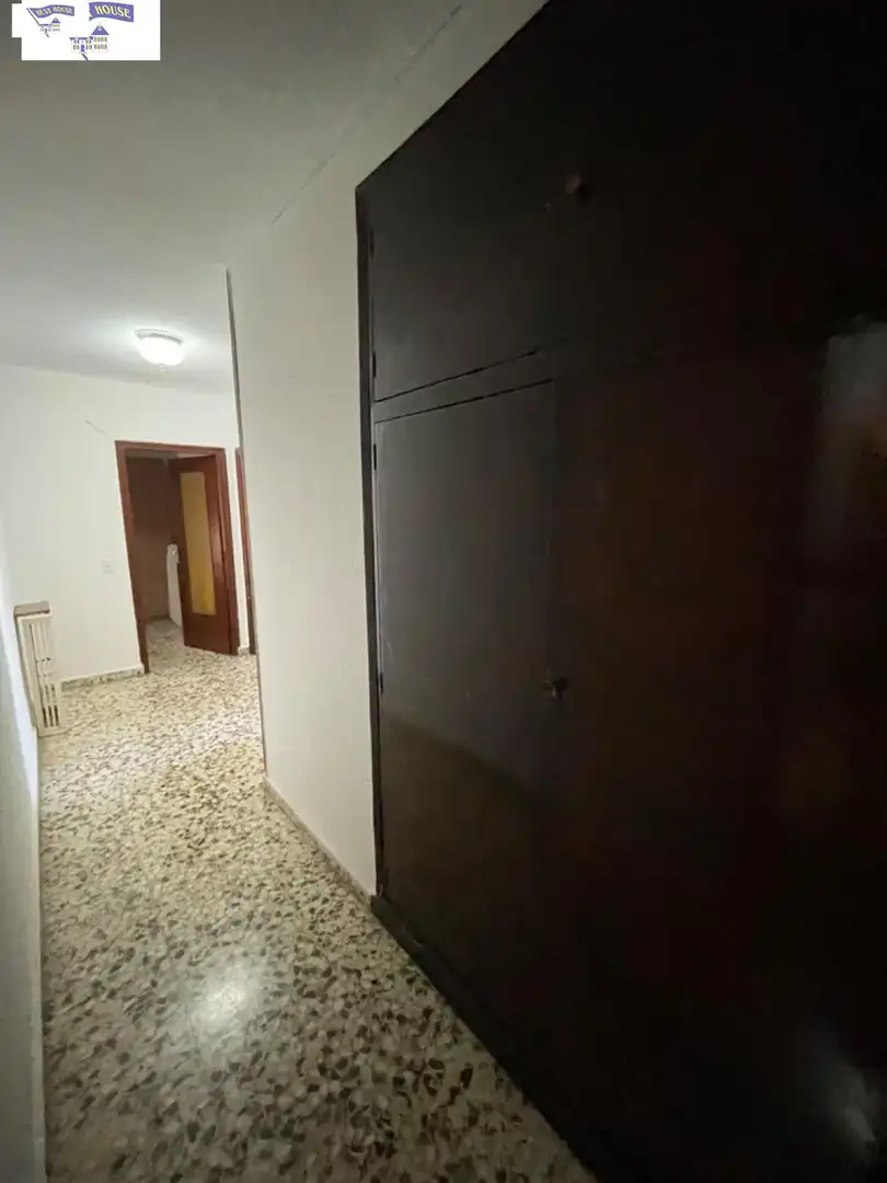 Wohnung zur Miete in Albacete mit Heizung, Terrasse und Möbliert