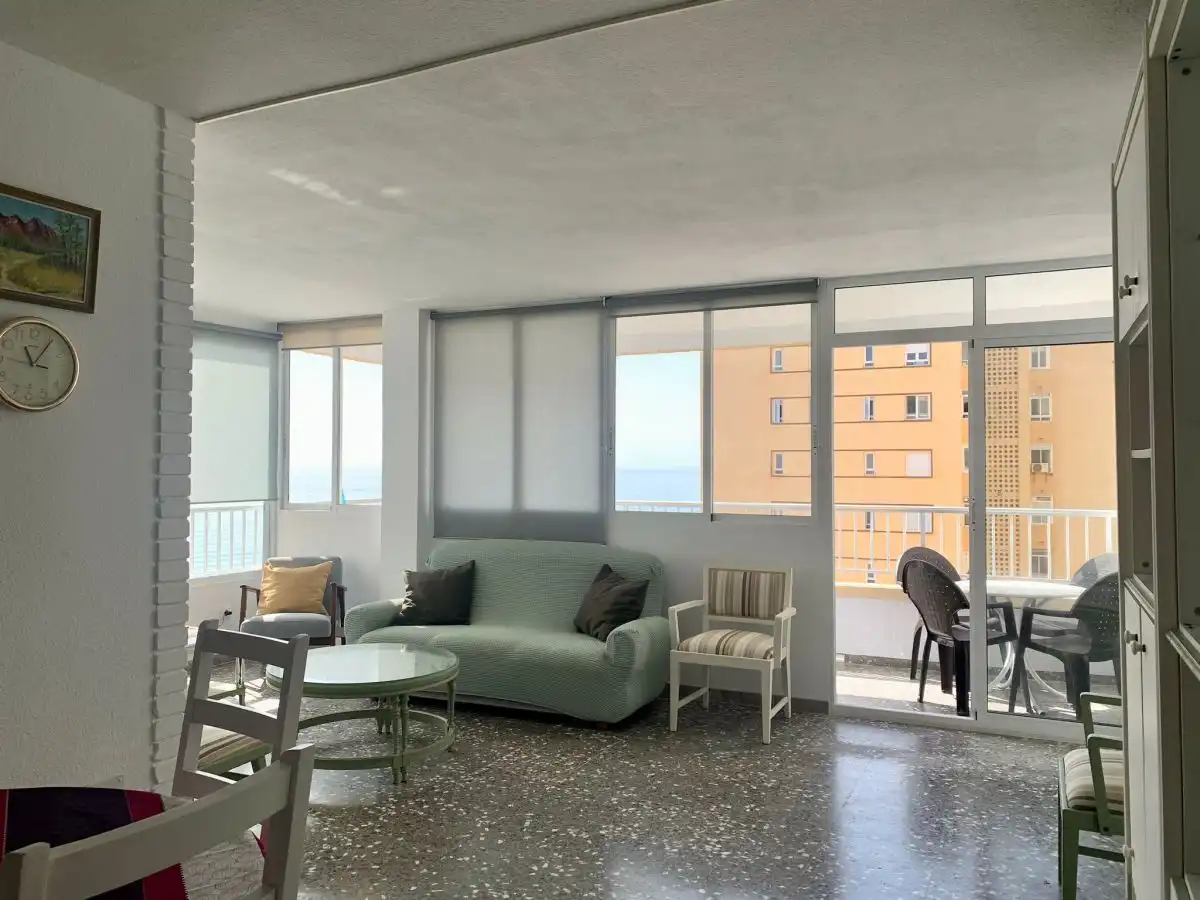 Mini appartamento con terrazza in affitto a San Gabriel - Palmeral - Urbanova, imagen 2