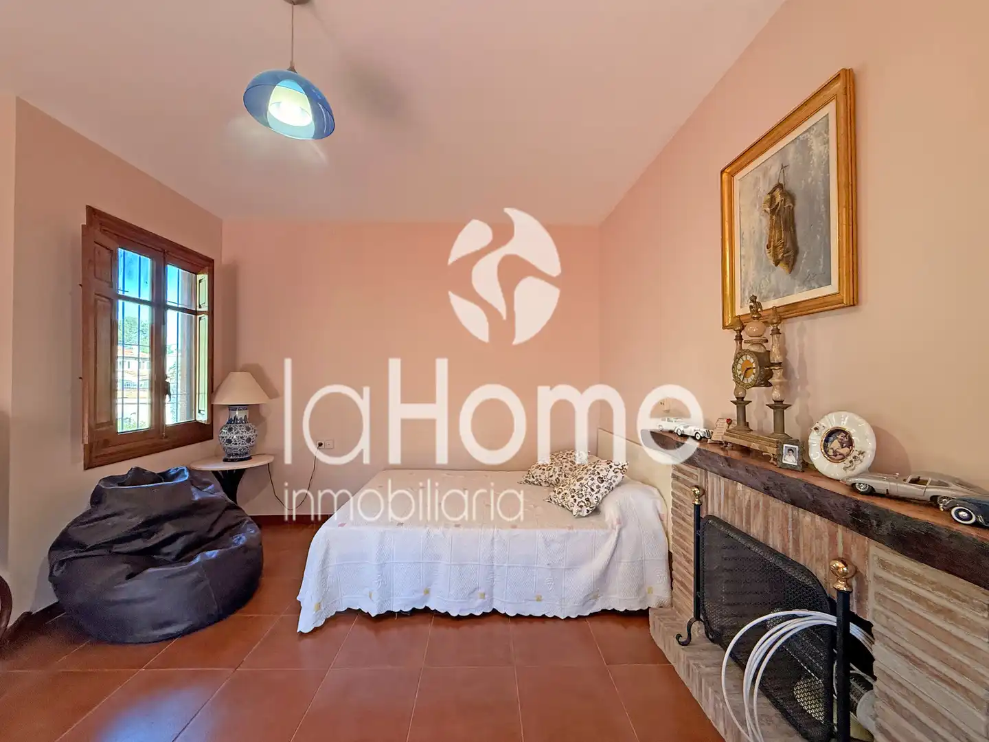 Sala de estar de Casa o chalet en venta en Paterna con Aire acondicionado, Jardín privado y Parquet